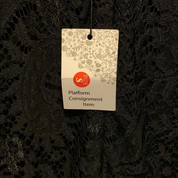 Black long sleeve lace dress - Picture 5 of 5